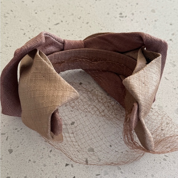 Vintage Bow Headband Style Hat with Netting - Picture 2 of 3